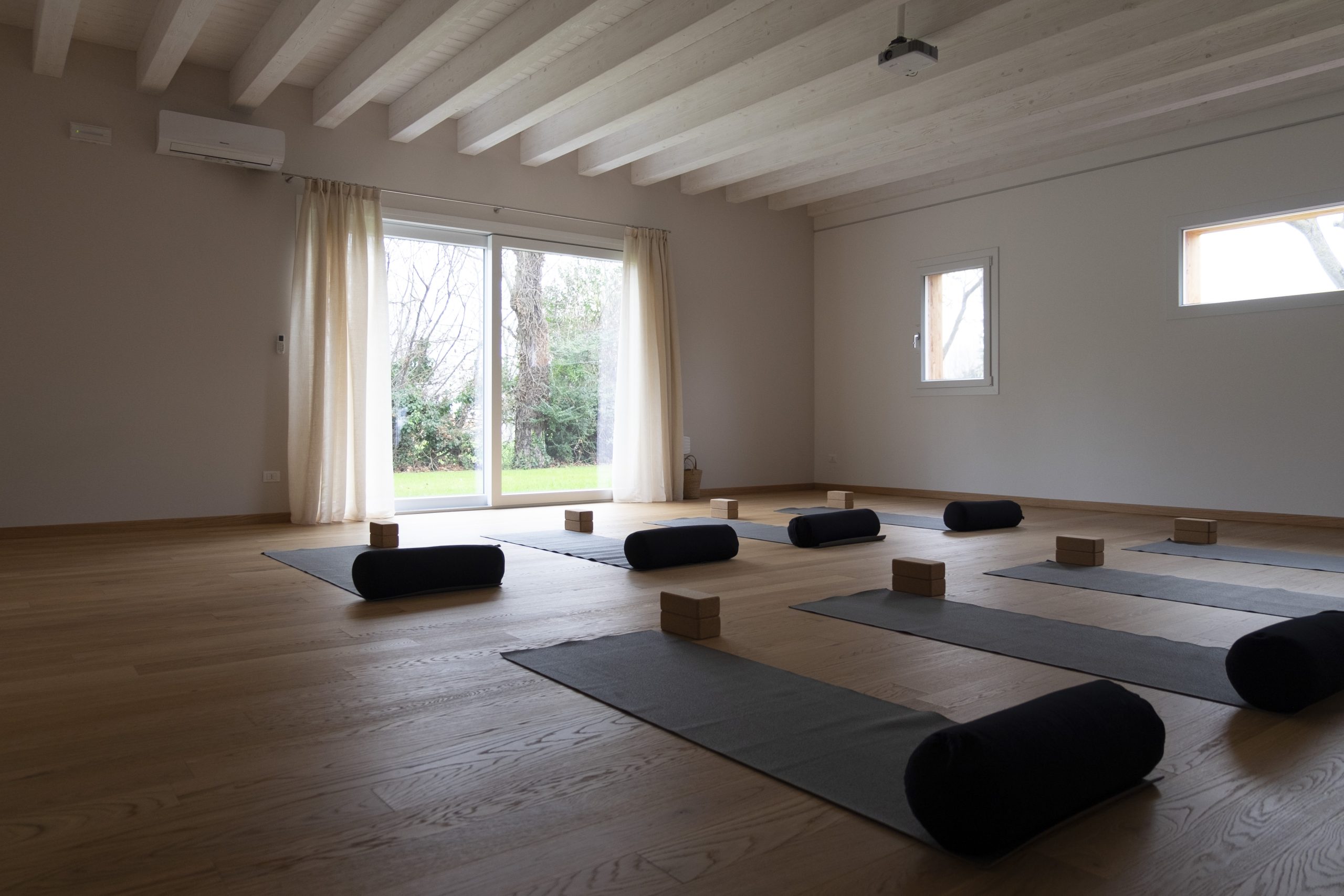 Sala Yoga Studio Satya Yoga San Donà di Piave